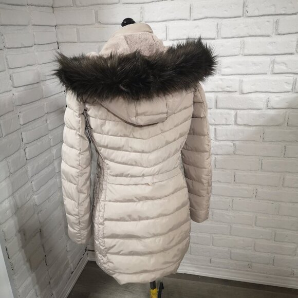 Ricki's Ladies Size Small Zipper & Snap Closure Winter Puffy Coat with Hood - Picture 2 of 15